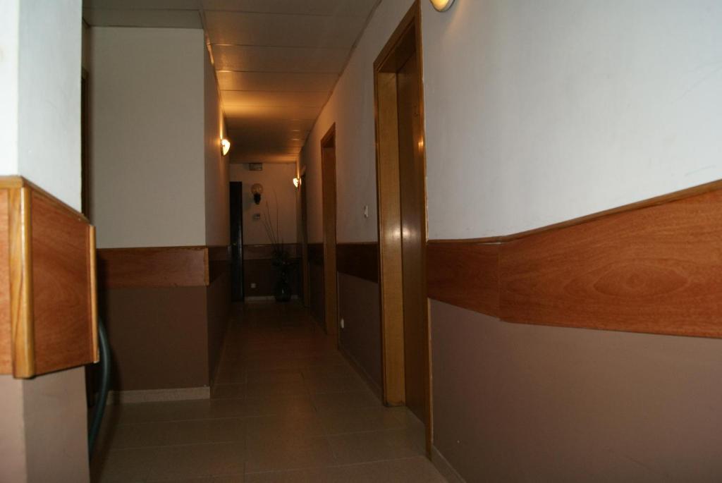 Hostal Sant Bernat Olot Buitenkant foto